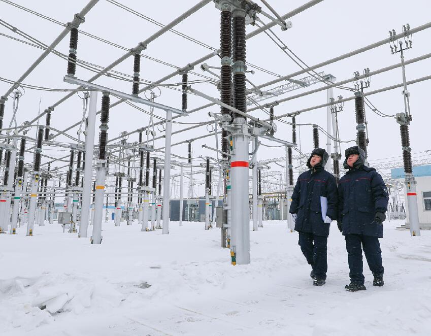 錫林郭勒超高壓供電公司：人勤春來早 春查保安全