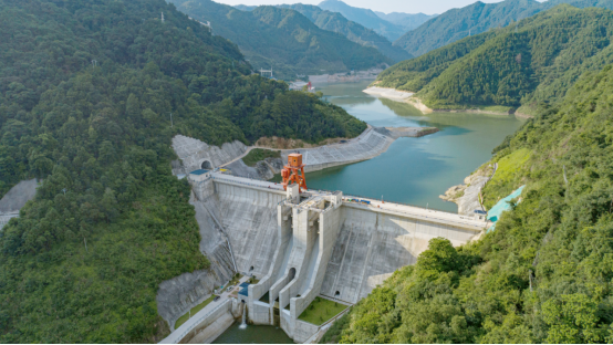 福建投資集團(tuán)永泰抽水蓄能電站首臺(tái)機(jī)組投產(chǎn)發(fā)電