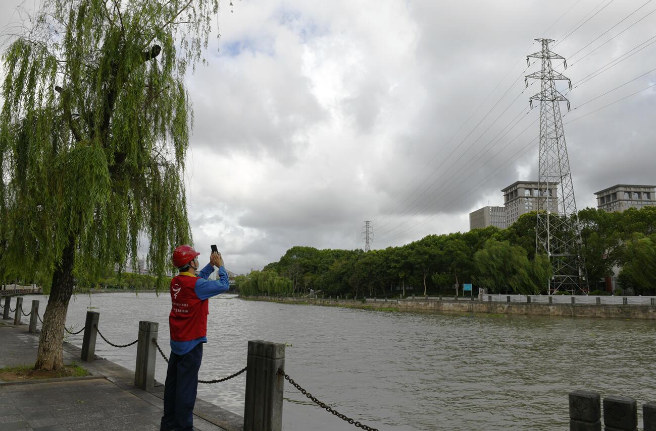 臺風來襲、疫情突起 余姚供電全力筑牢“雙防線”