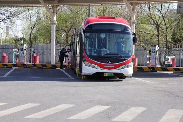 北京清潔能源、新能源公交車占比已超九成